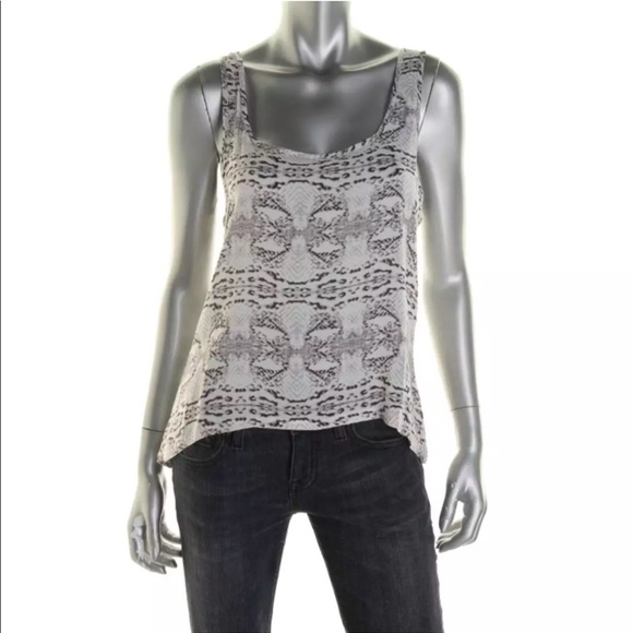 Felicite  B/W Printed Hi-Low Scoop Neck Tank Top 2 - Picture 2 of 8